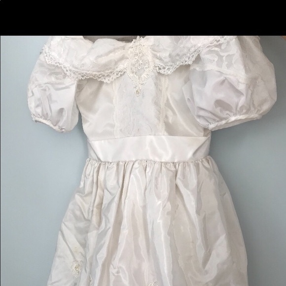 Children’s formal dresses - Picture 4 of 7